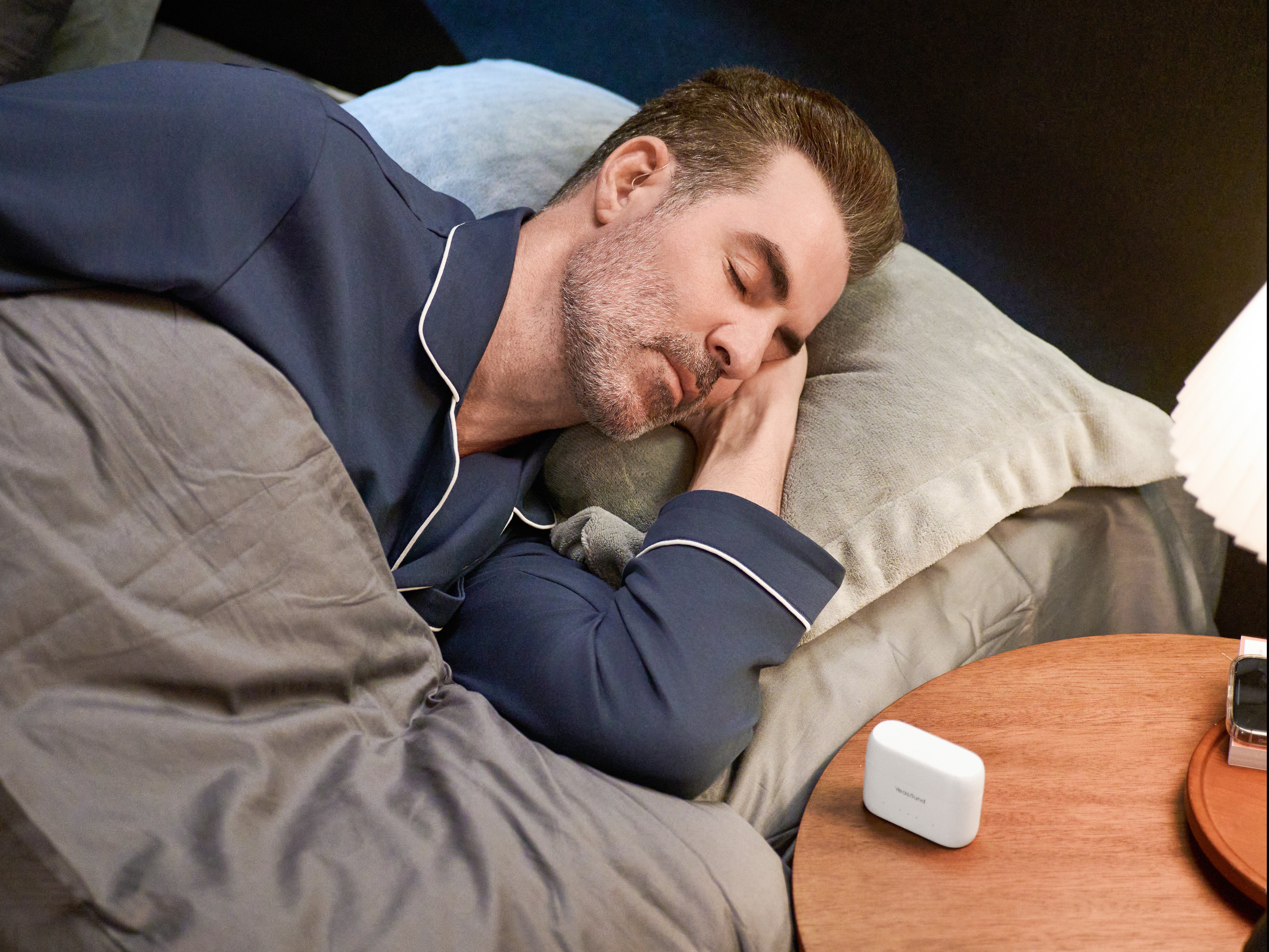 The product offers tinnitus masking functions. The APP provides different nature sounds relief to alleviate your stress of sleeping difficulties.